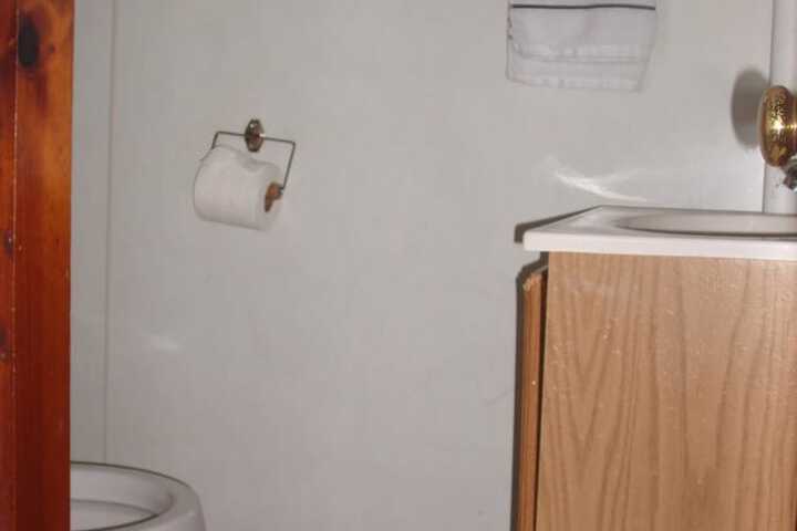 Room 48 of 71