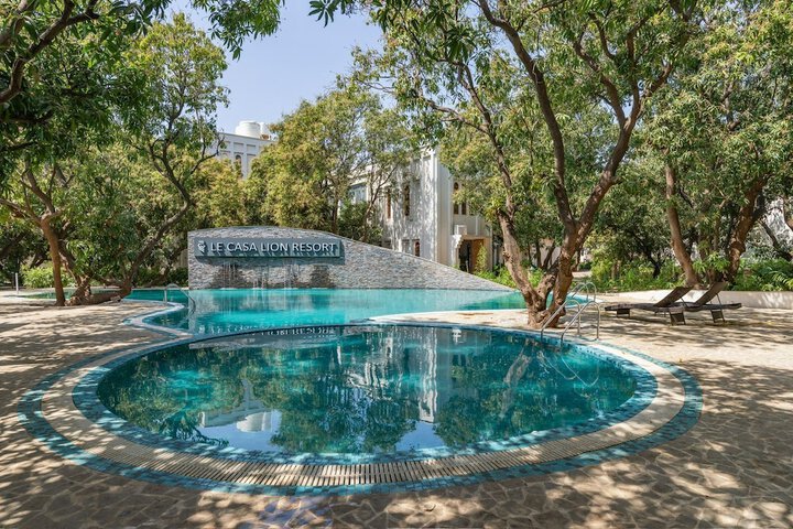 Pool 63 of 160