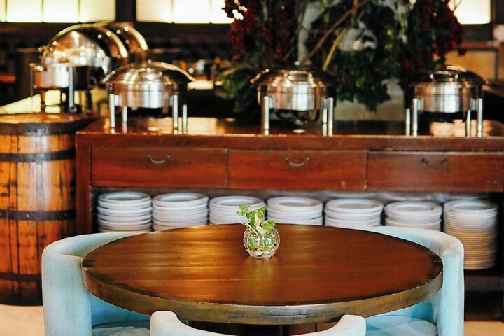 Dining Photos