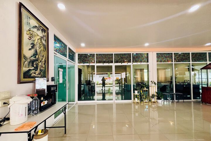 Hotel 68 of 68