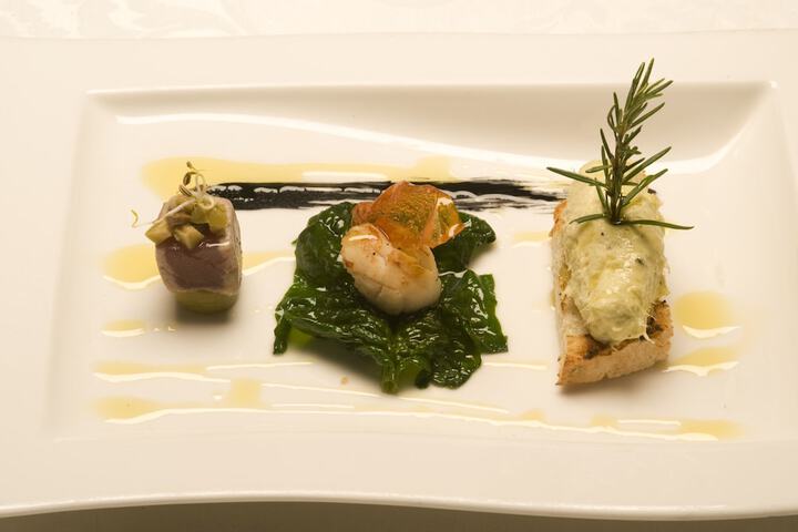 Dining 63 of 66