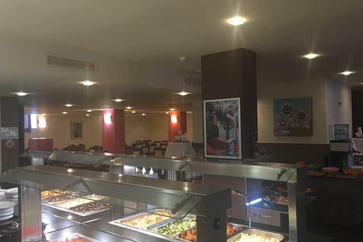 Dining 88 of 153