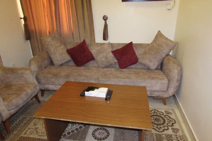 Room 18 of 25