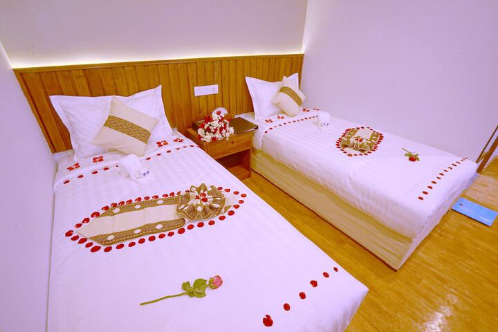 Room 9 of 55