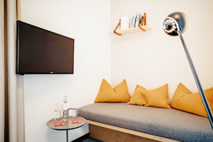 Room 35 of 139