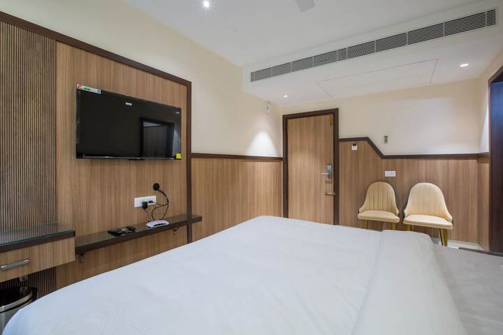 Room 21 of 50
