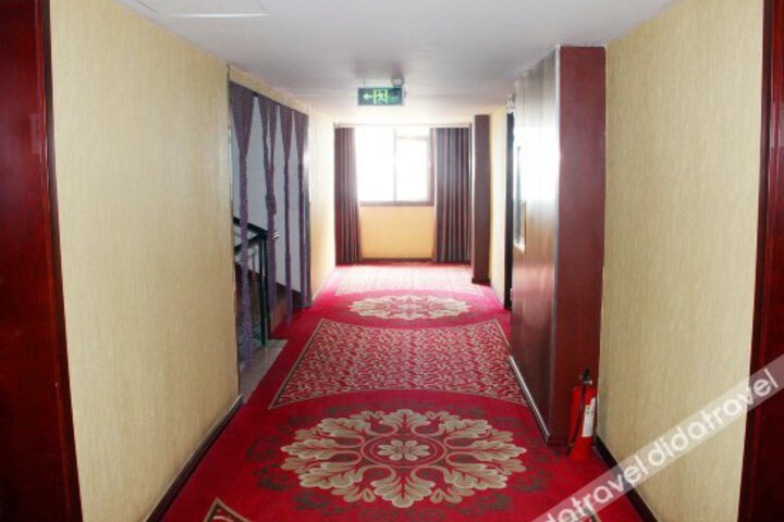 Huakun Hotel