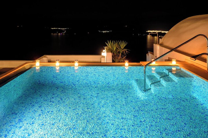 Pool 225 of 289