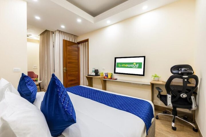 Room 4 of 29