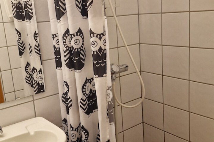 Room 13 of 22