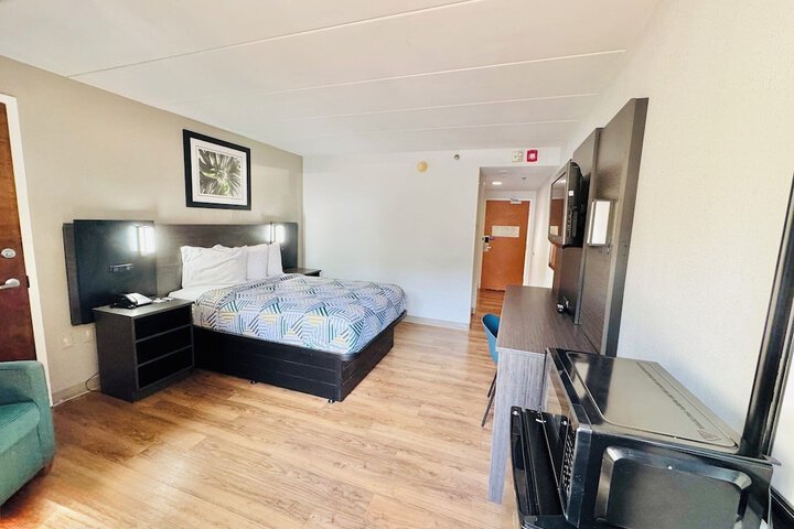 Room 48 of 91