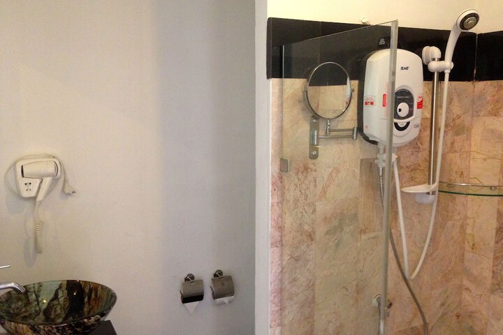 Room 20 of 60