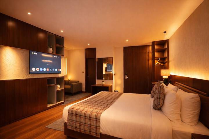 Room 16 of 47