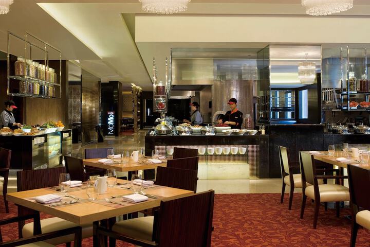 Dining 44 of 60