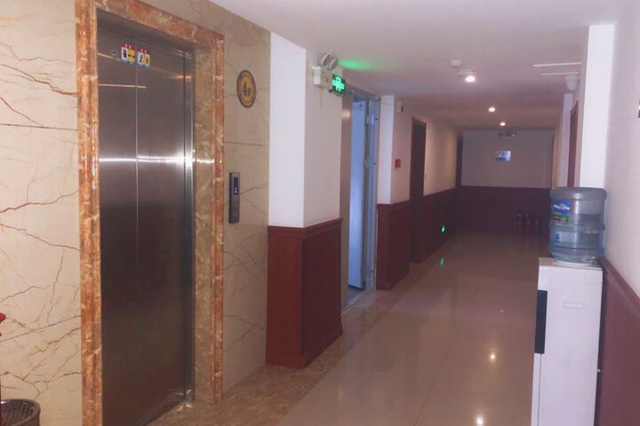 Hotel Interior 13 of 18