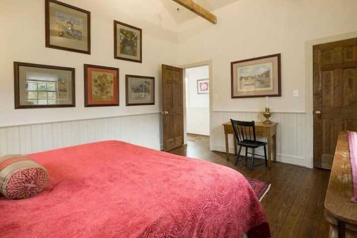 Room 4 of 29