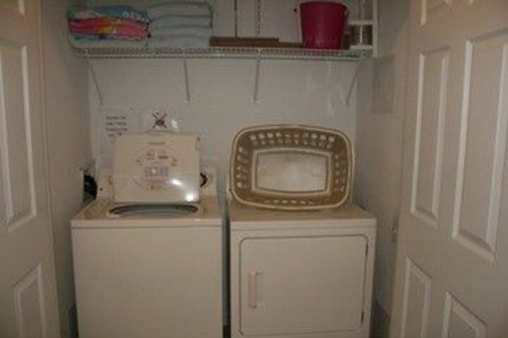 Room 10 of 14