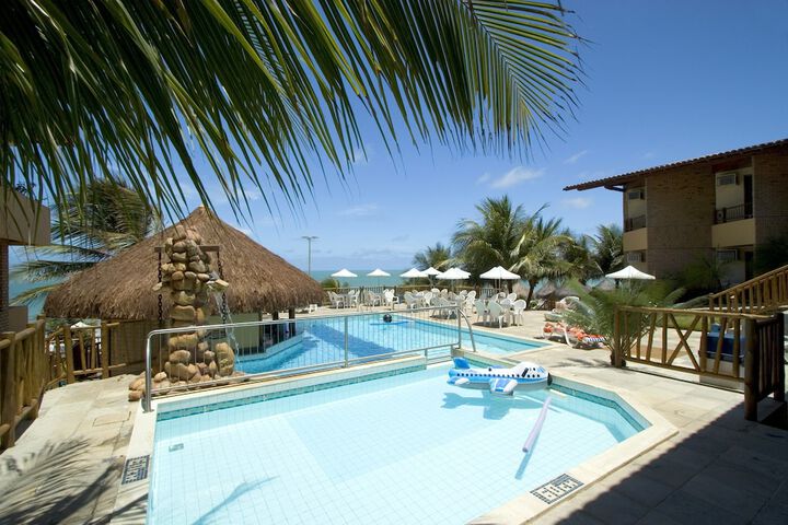 Hotel Pool