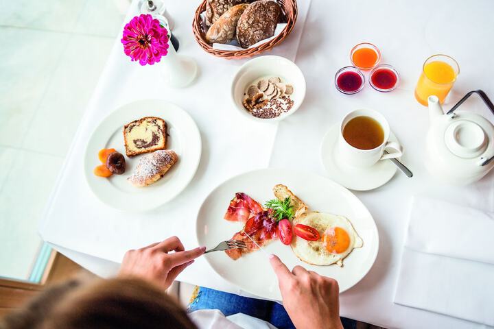 Breakfast/Coffee Service 63 of 72