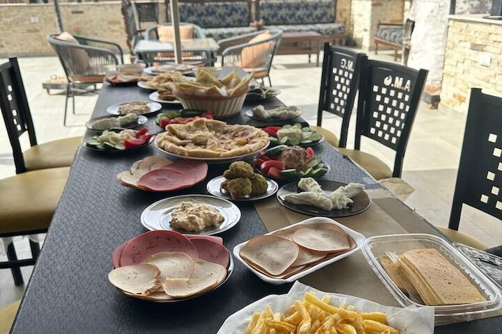 Dining 56 of 82