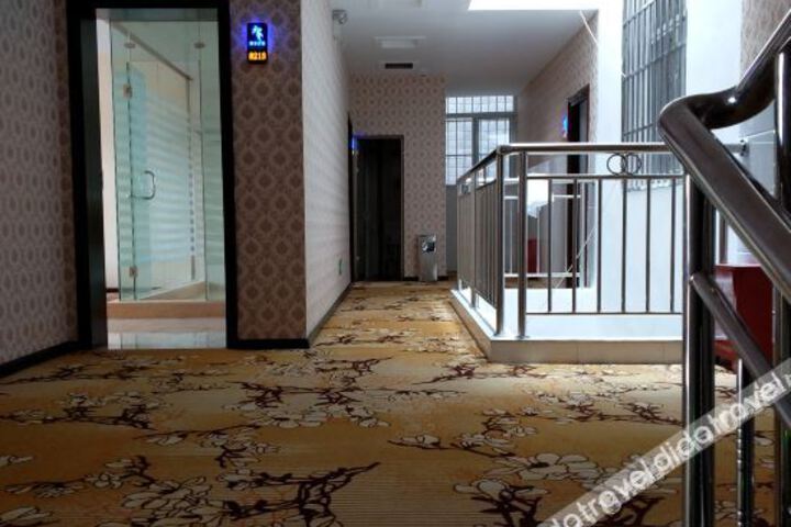Hotel Interior 6 of 18
