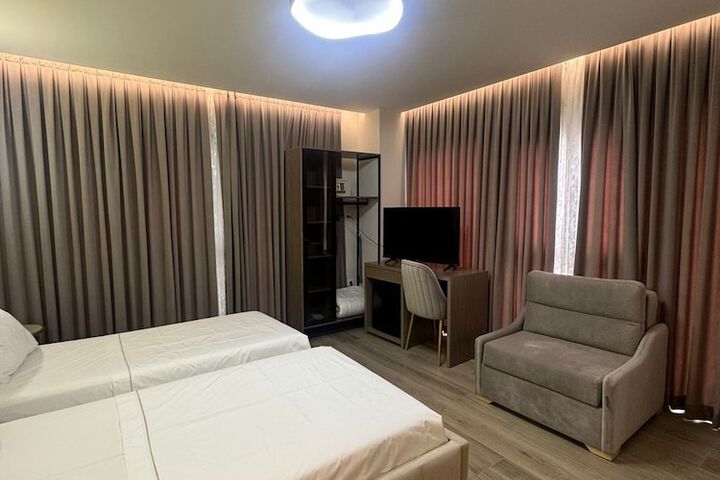 Room 16 of 101