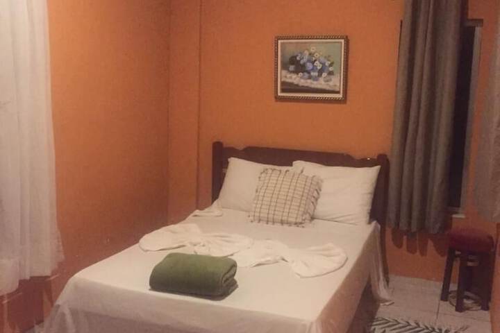 Room 7 of 18