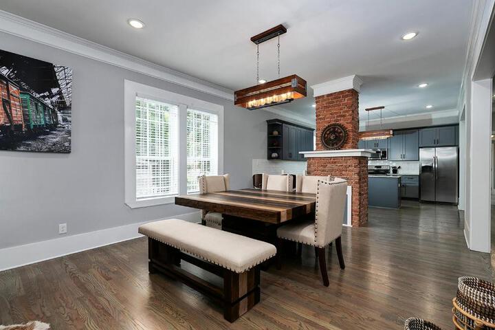 Atlanta Luxury Vacation Home by Downtown &  Airport in Atlanta, GA