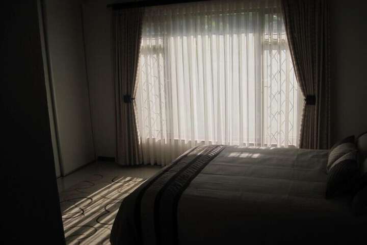 Room 12 of 23