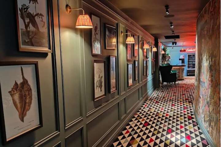 Ballroom/Hall 42 of 45