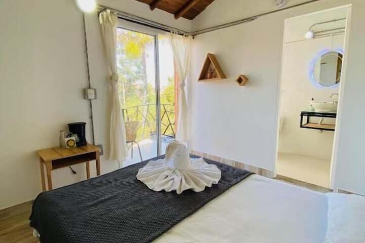 Room 4 of 51