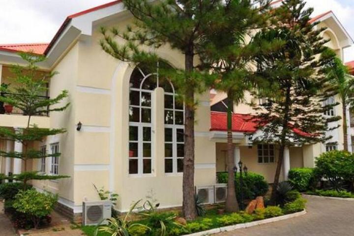 Duchess Villa Grand Hotel