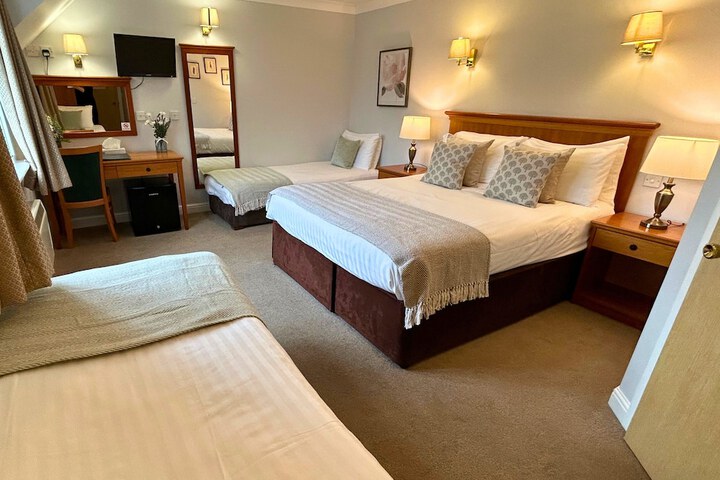 Room 21 of 53