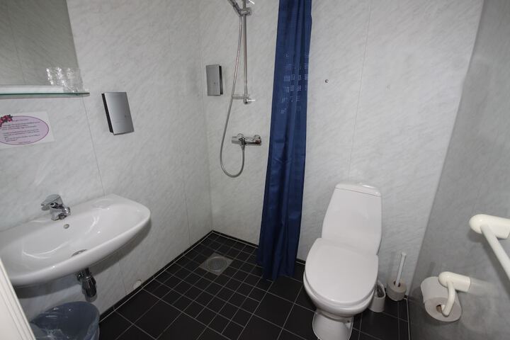 Room 46 of 74