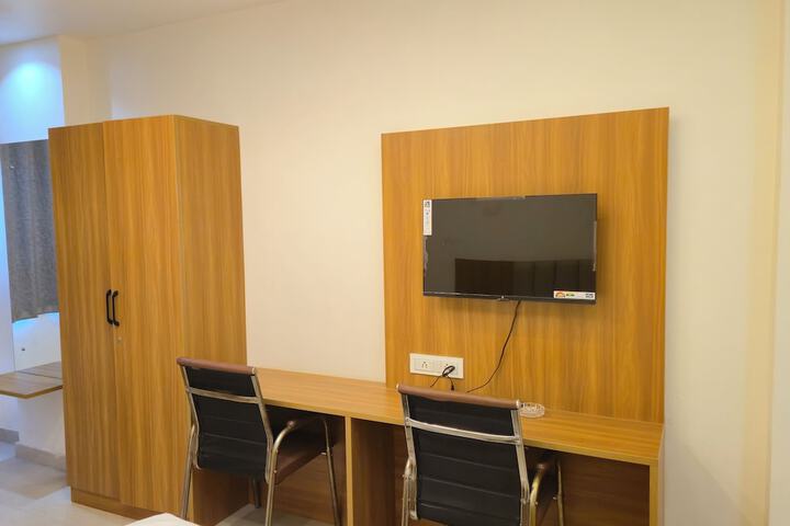 Room 17 of 45