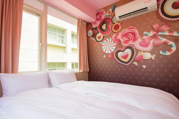 Room 5 of 69