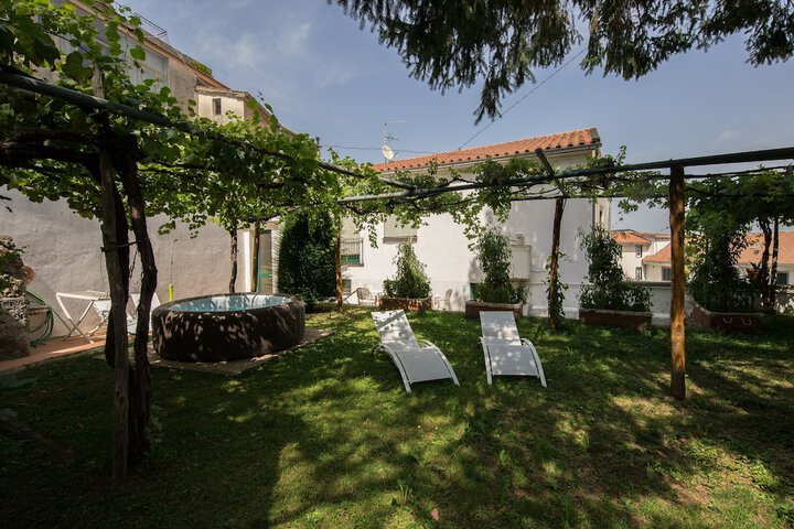 Terrace/Patio 35 of 94