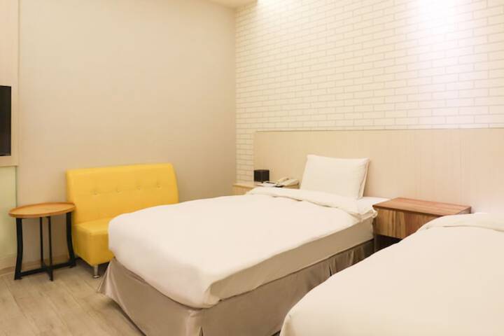 Room 10 of 59
