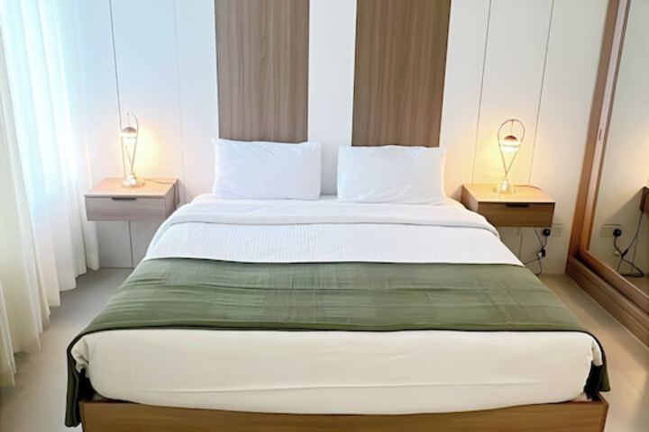 Room 20 of 64