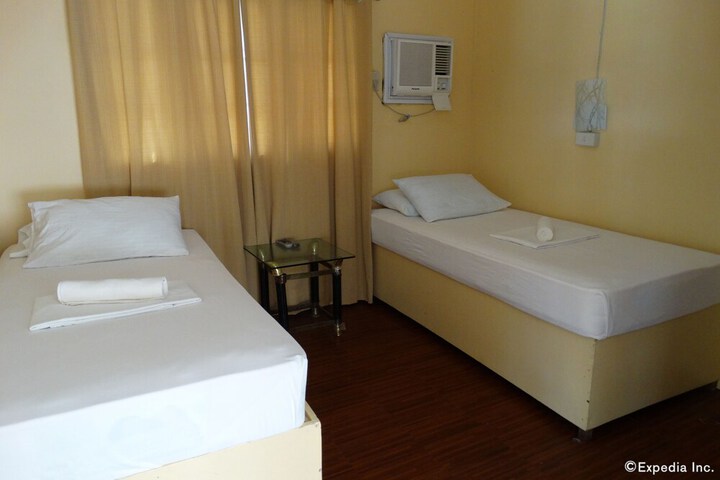 Room 16 of 42