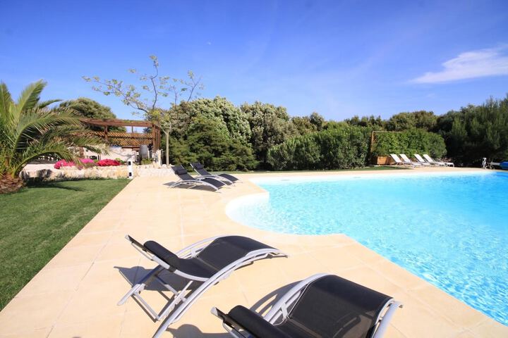 Pool Hotel