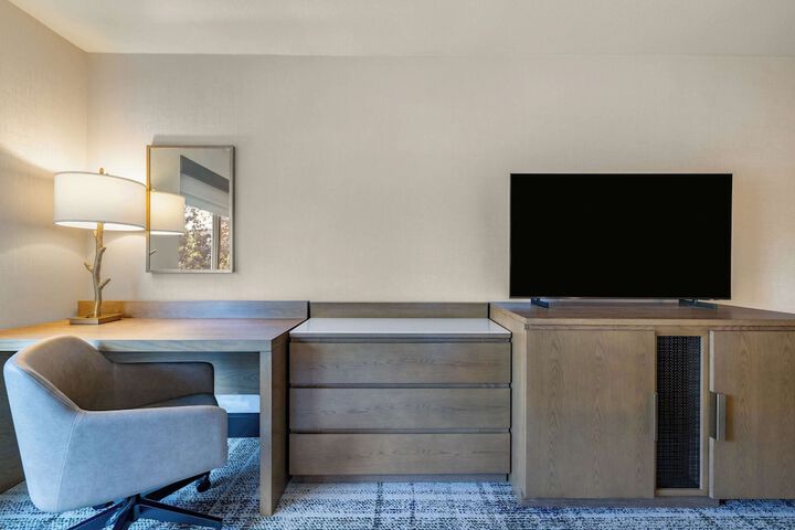 Room 21 of 72