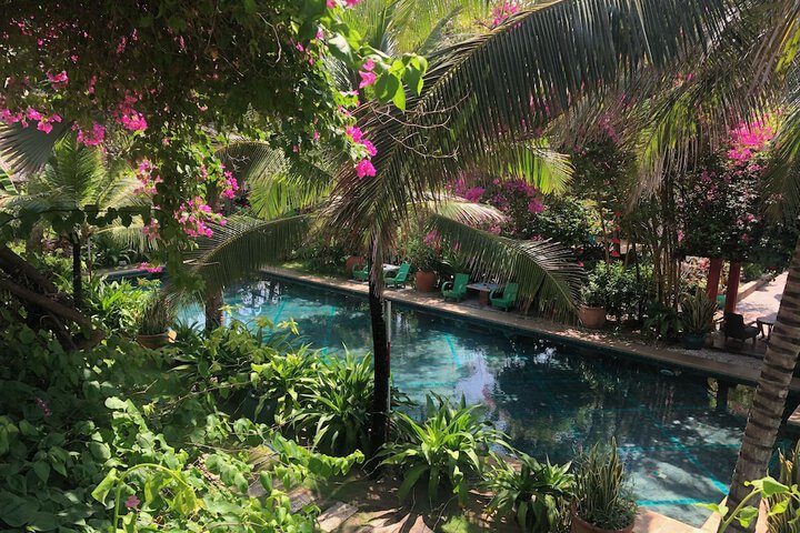 Pool 82 of 120