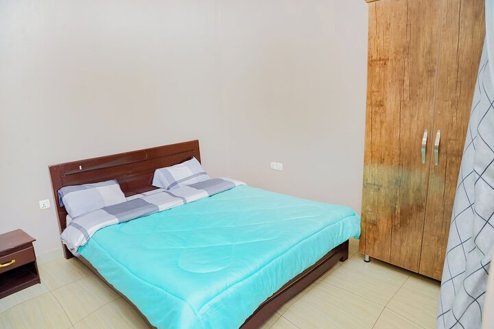 Room 14 of 25
