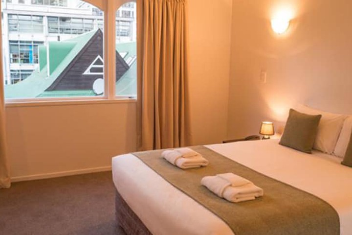 Room 6 of 21
