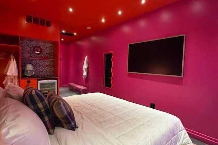Room 3 of 13