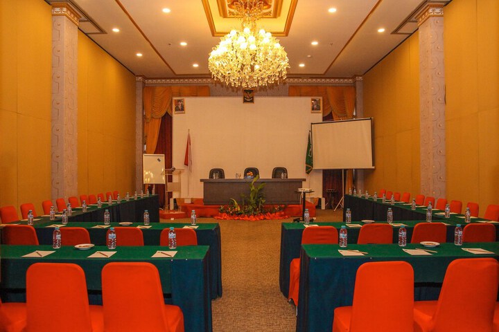 Meeting facility