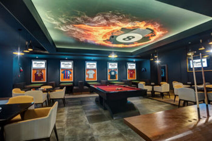 Lounge 70 of 80