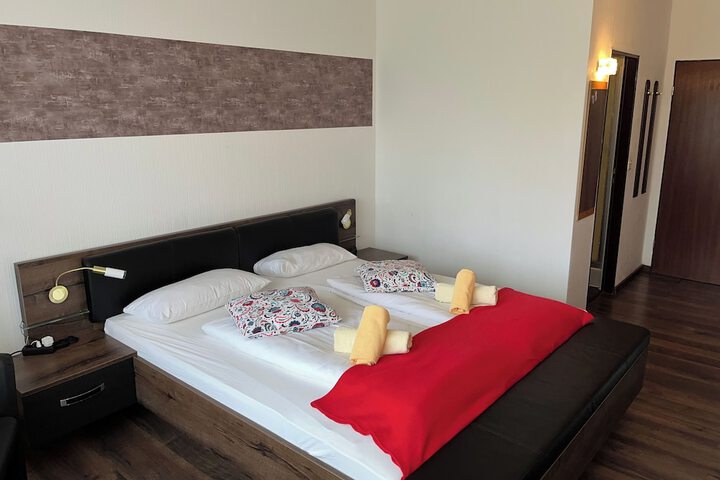 Room 40 of 72