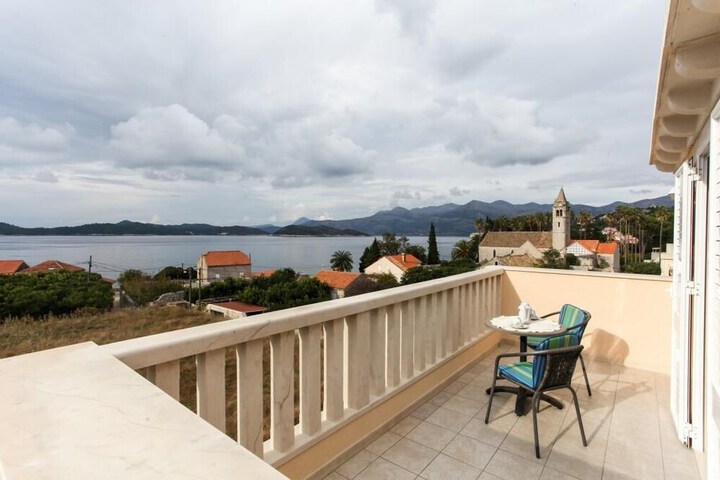 Terrace/Patio 33 of 63